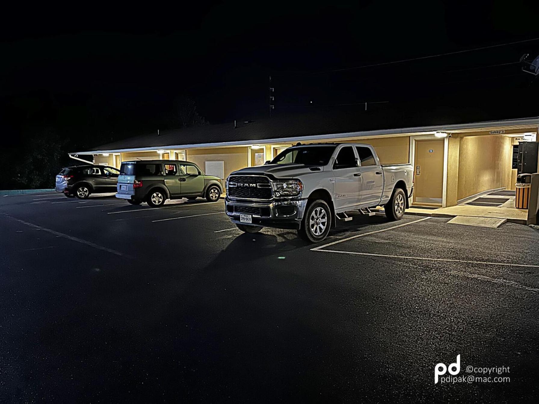 Travel Inn & Suites Flemington Exterior photo