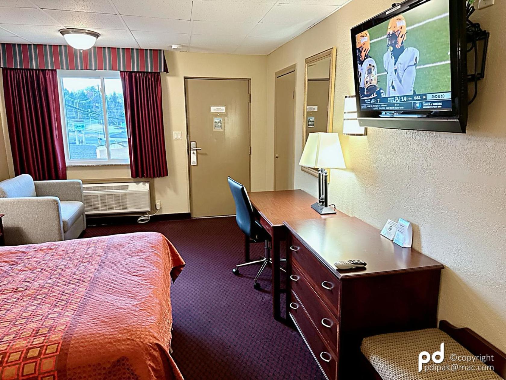Travel Inn & Suites Flemington Exterior photo