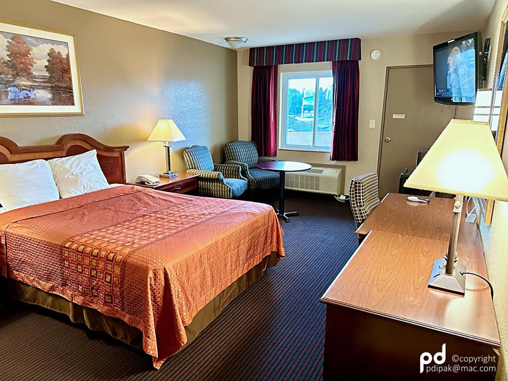 Travel Inn & Suites Flemington Exterior photo